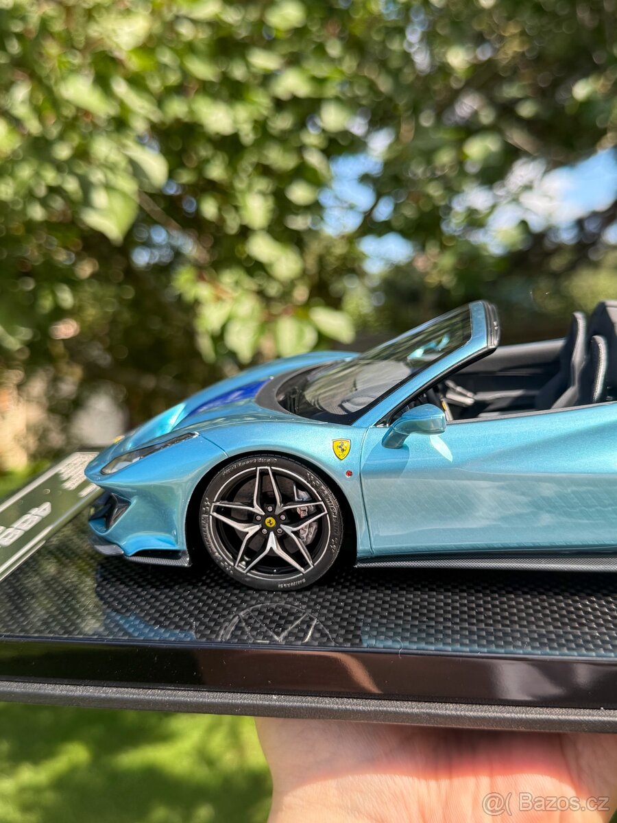 Dino Model - Ferrari 488 Pista Spider, 1:18. - 2