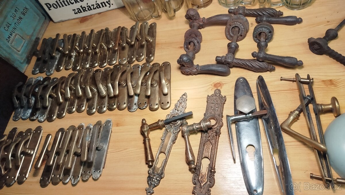 Mosazné kování - 2