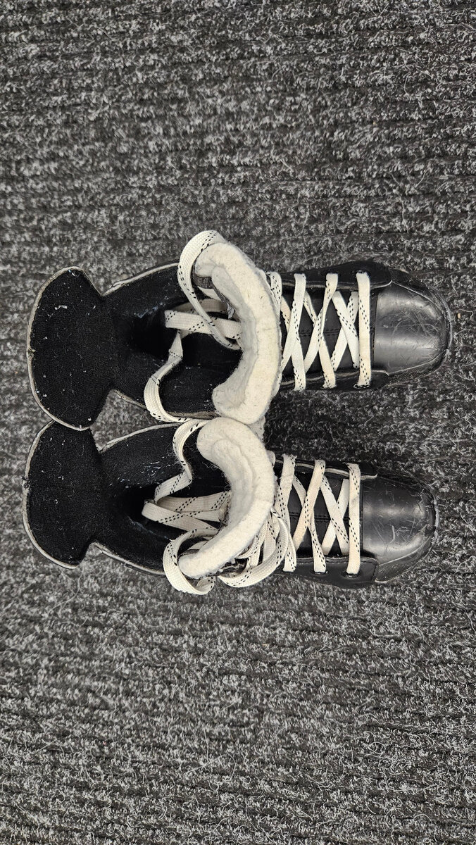 Bauer brusle vel. 32 - 2