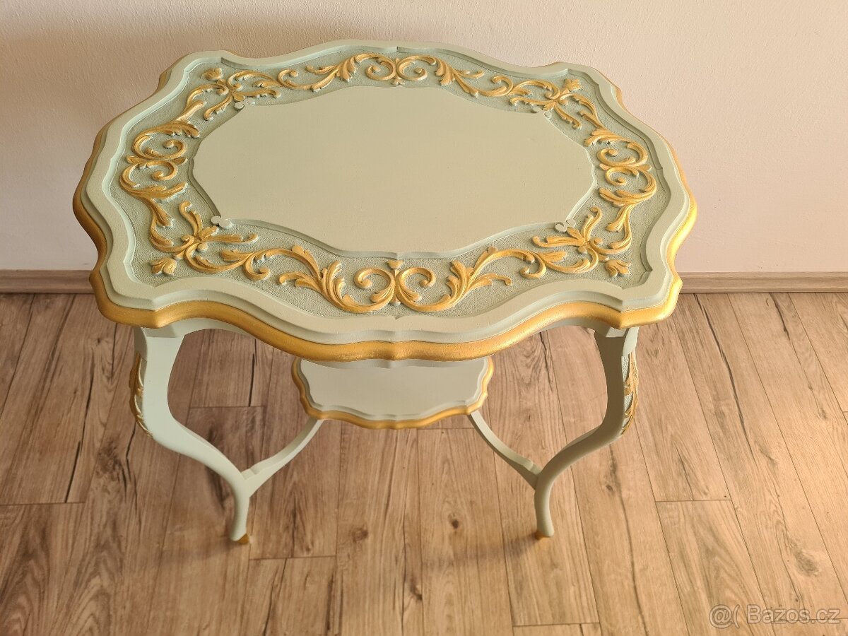 Starožitný stolek "baroko" - 2