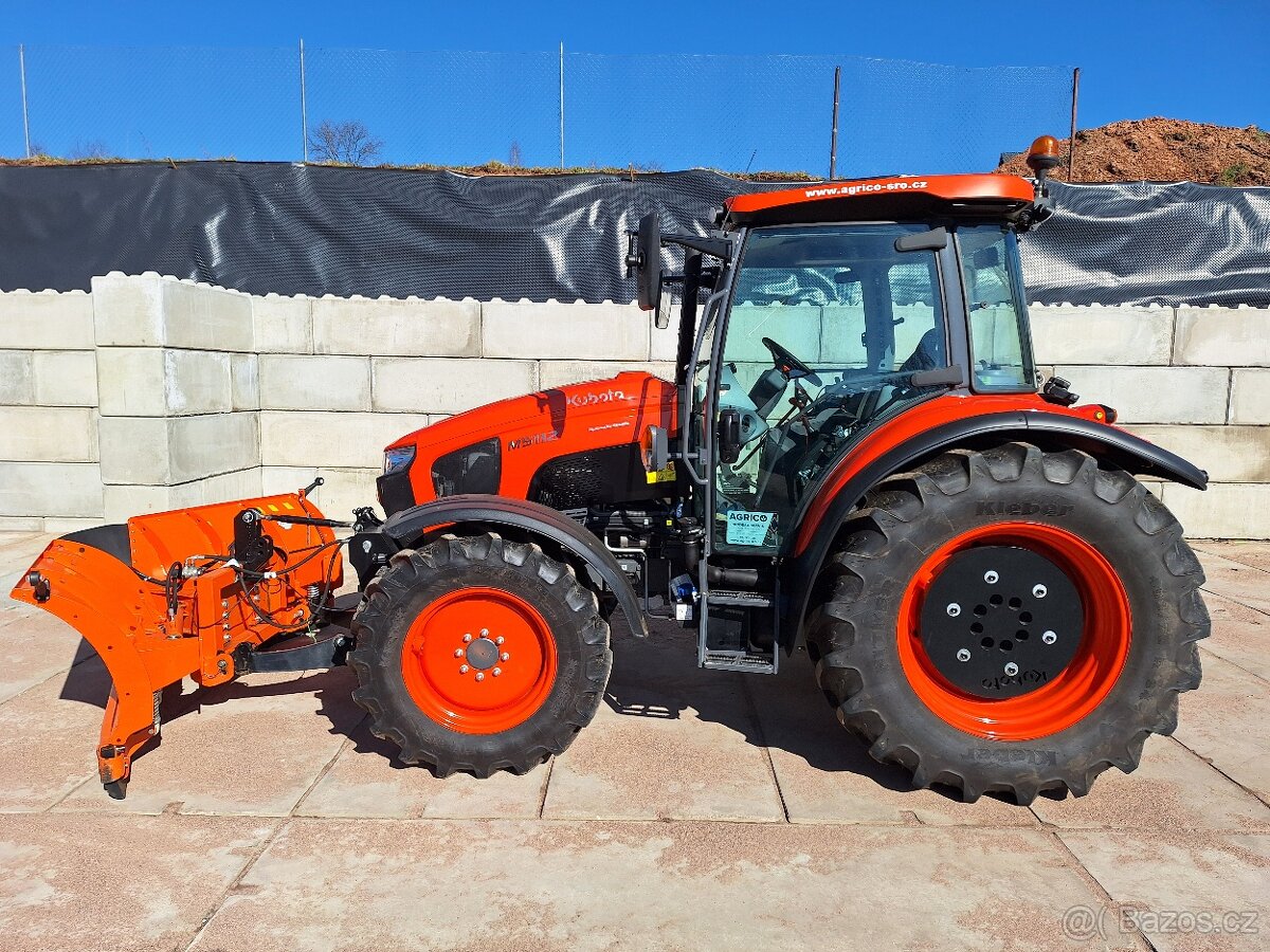 Kubota 5112 s radlicí - 2