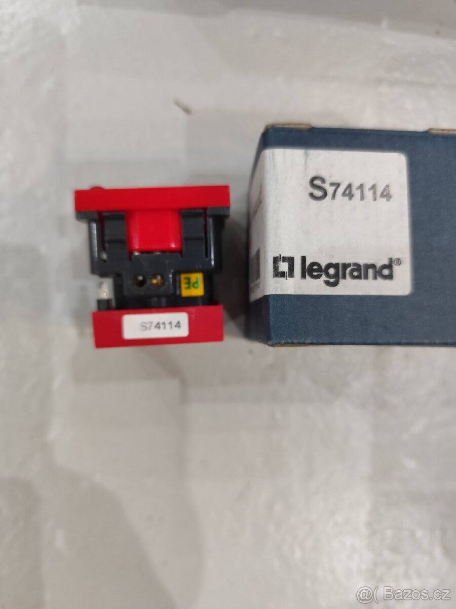 Přepěťové zásuvky - 2