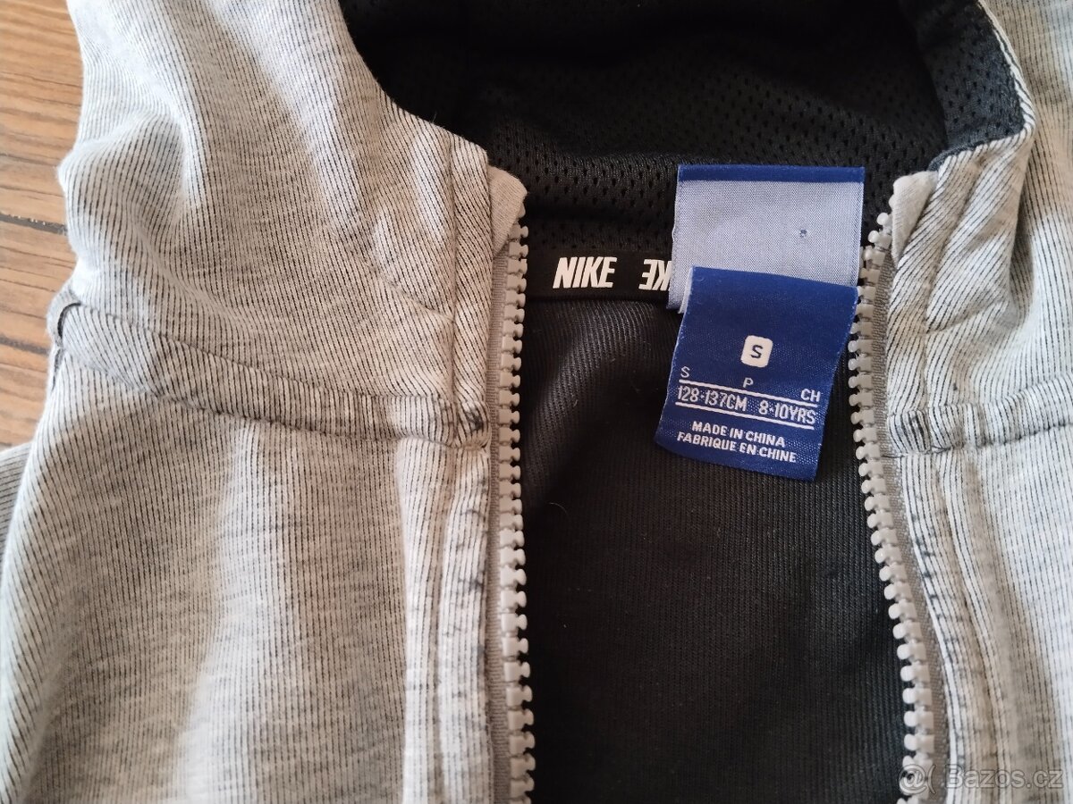 Chlapecké mikiny vel 134 - 2