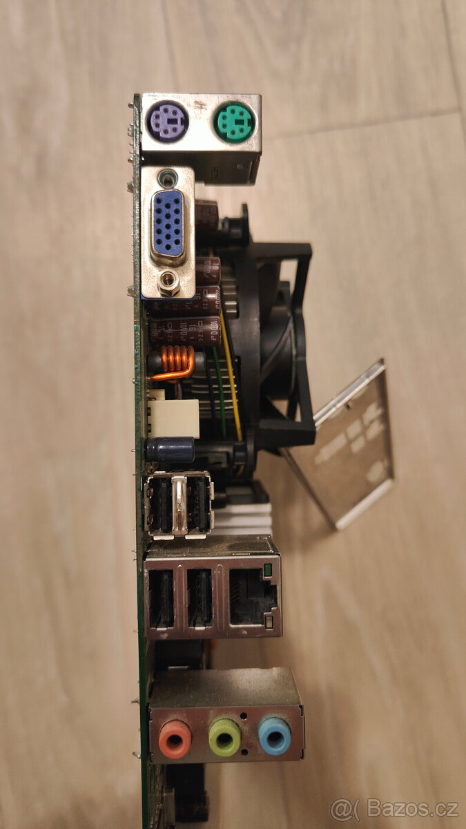 Intel® DG31PR + Procesor Intel C2D E8500 + 4GB DDR2 - 2