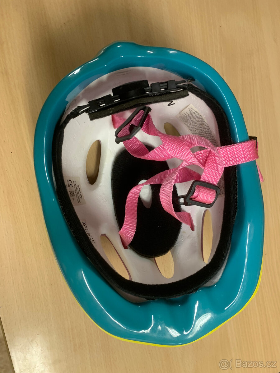 Helma Minnie Mouse - vel. M - 52 - 56 cm - 2