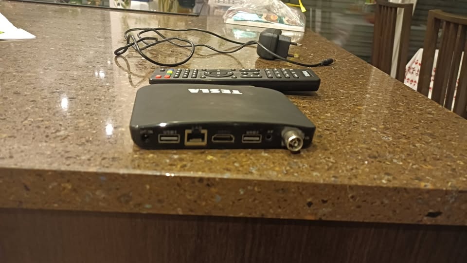 DVBT 2 android set top box Tesla 500 s internetem a wifi - 2