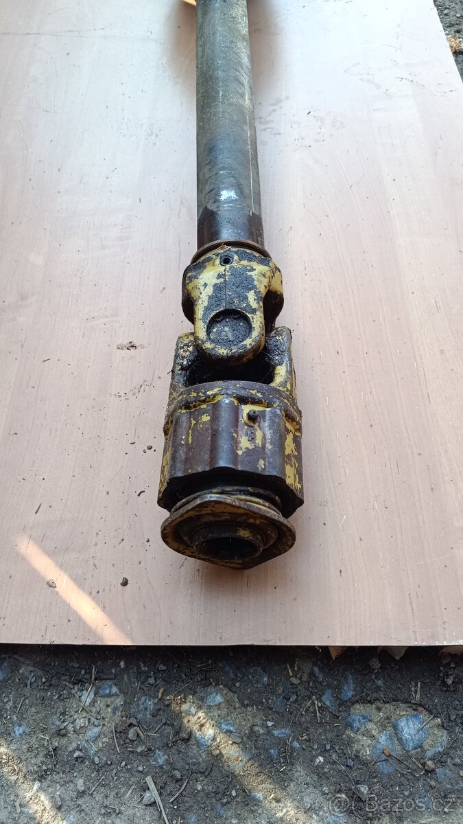 Kardanová hřídel. - 2