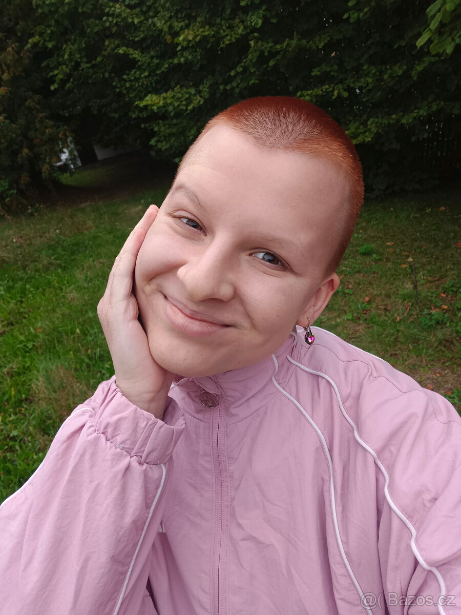 dcera a maminka shánějí bydlení, Praha - 2