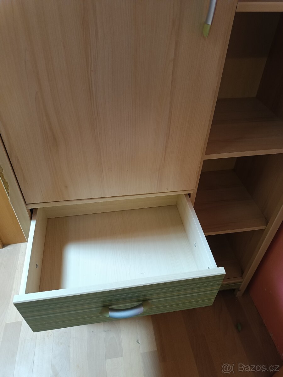 Skříň - 2
