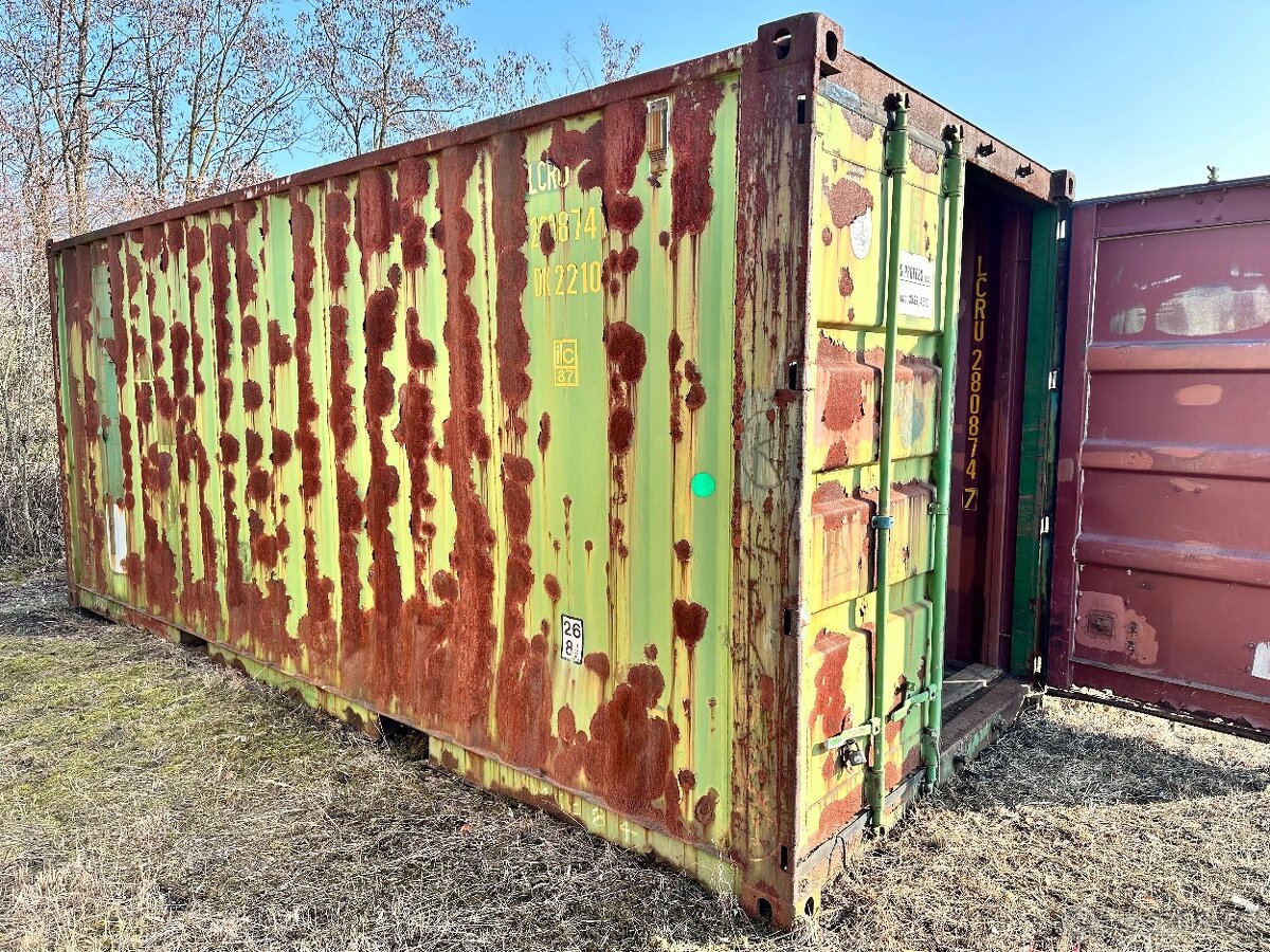 Lodní kontejner - 2