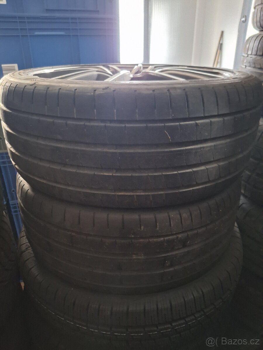Alu kola AEZ s pneu 5x112, 235/40/18 - 2