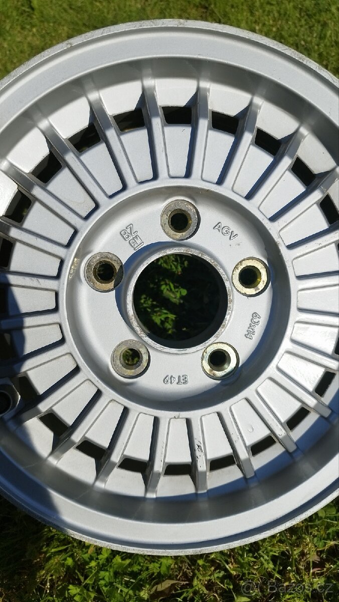 Prodám retro kola 5x120 r14 - 2