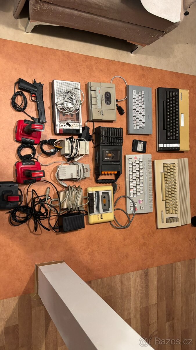 Sbírka osmibitů (Atari, Commodore, Didaktik) - 2