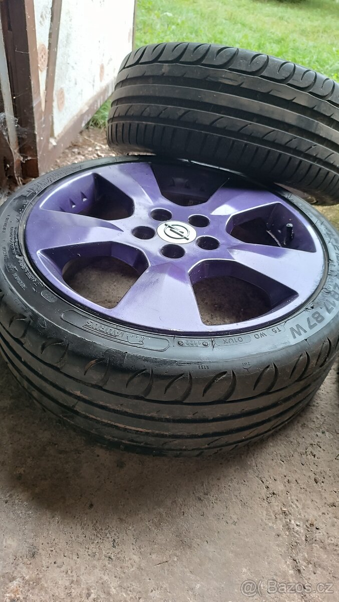 Kola 215/40 r17 - 2