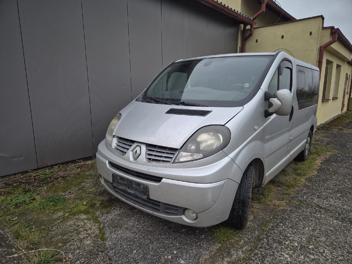 Renault Trafic,Vivaro 2.0dci r.v.2011 - 2