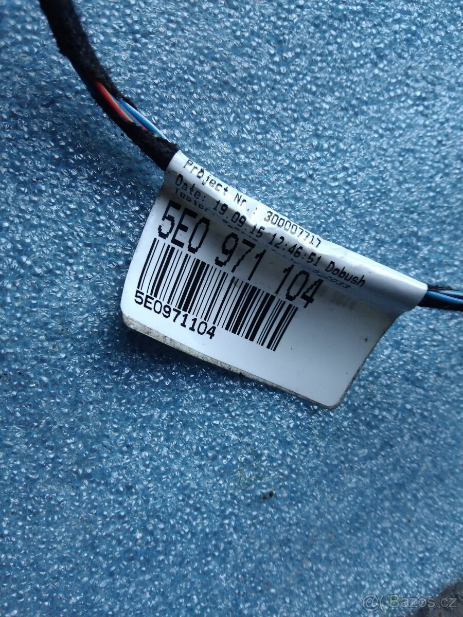 Škoda Octavia 3 el. svazek parkovacích čidel zadní - 2