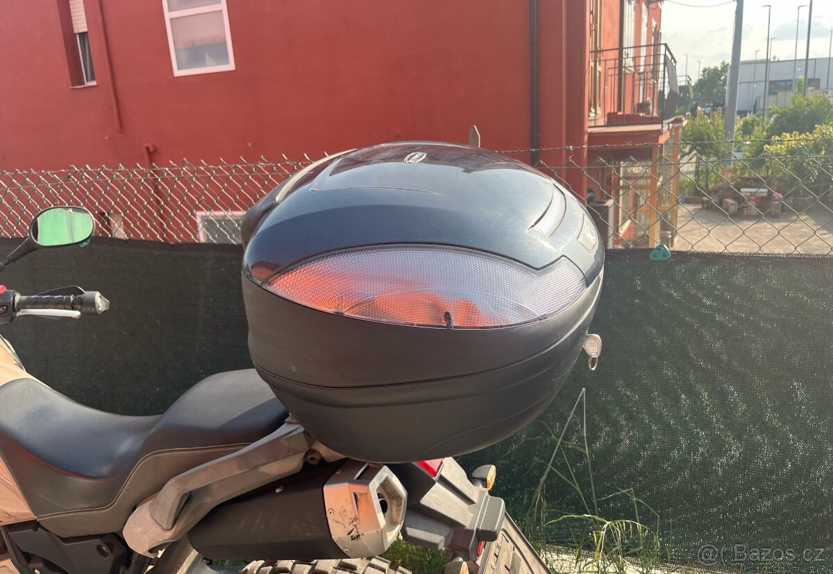 Kufr GIVI 42 litrů - 2