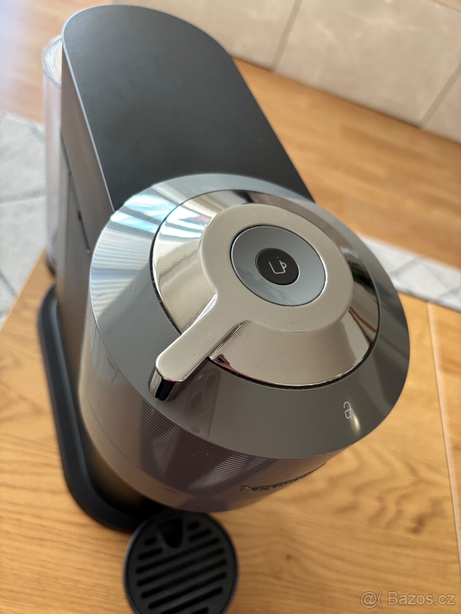 Nespresso Vertuo Next (Dark Grey) - 2
