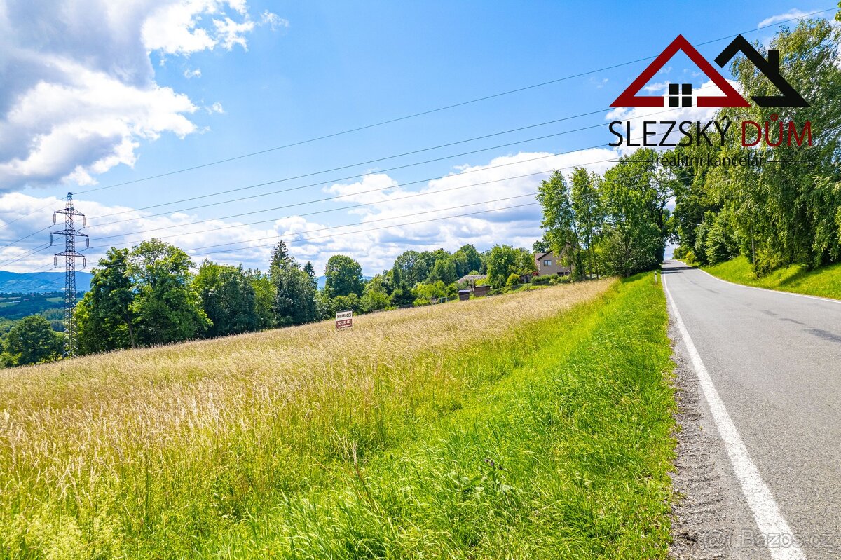 Pozemek 8.390 m² s možností výstavby RD, výhled na Beskydy, - 2