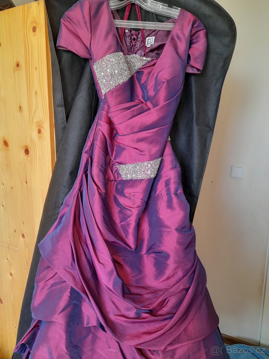 Společenský set - celek vel. 52 - 2