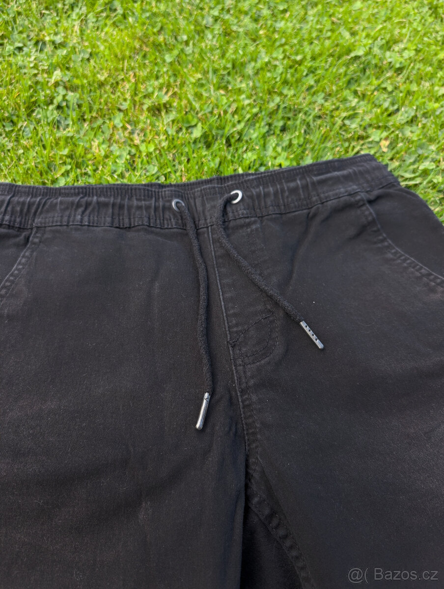 Černé šortky/kraťasy vel. 30/M - 2