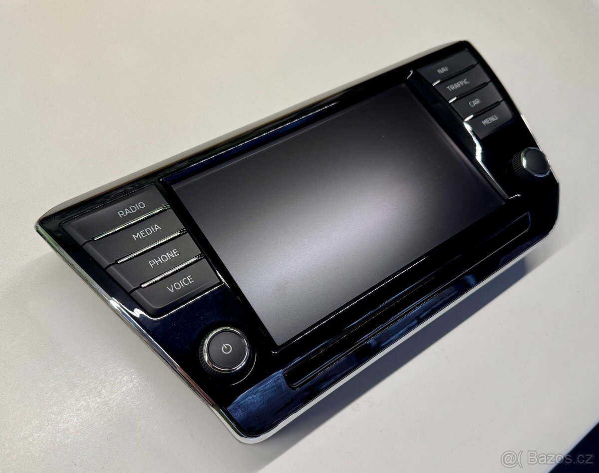 Autoradio / Display 8'' palců Škoda Superb 3 - 2