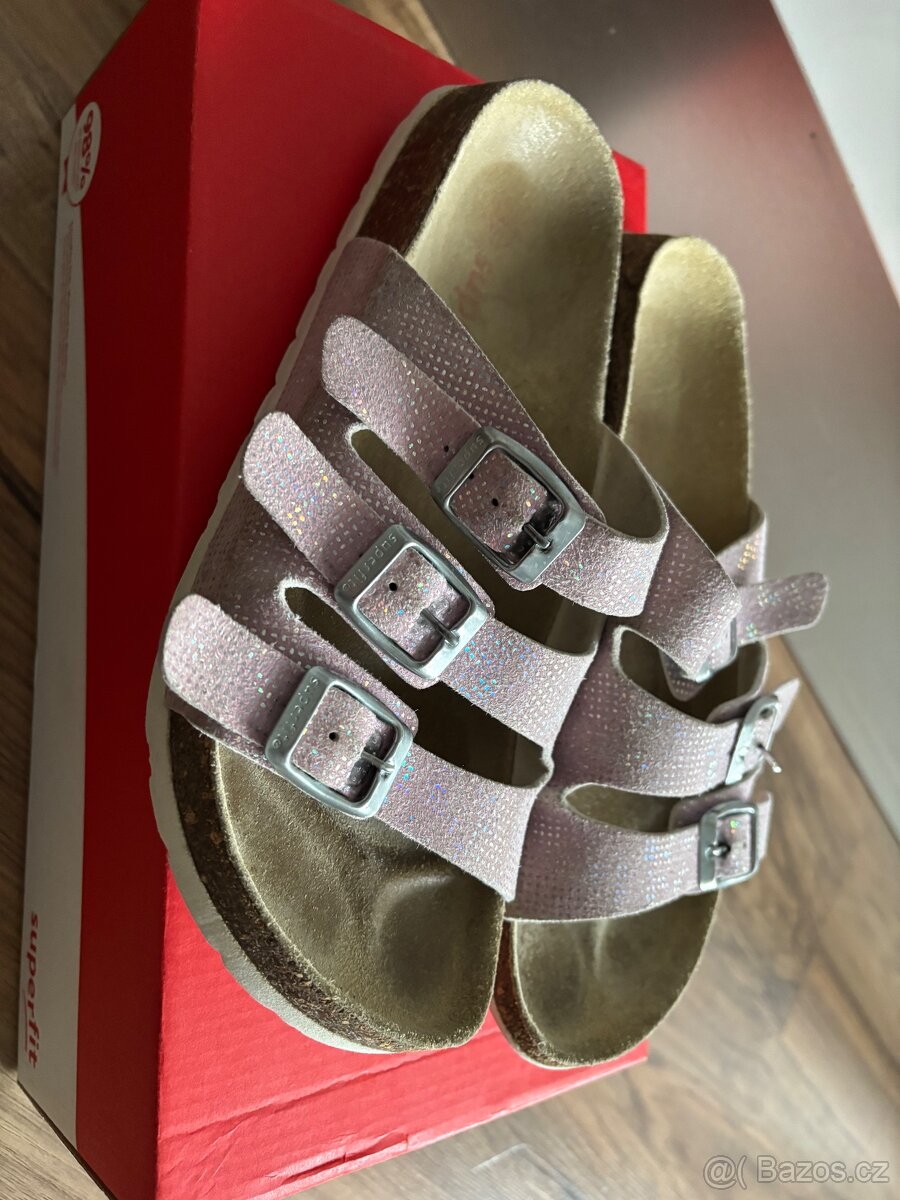 Dívčí přezůvky Superfit 36 - 2