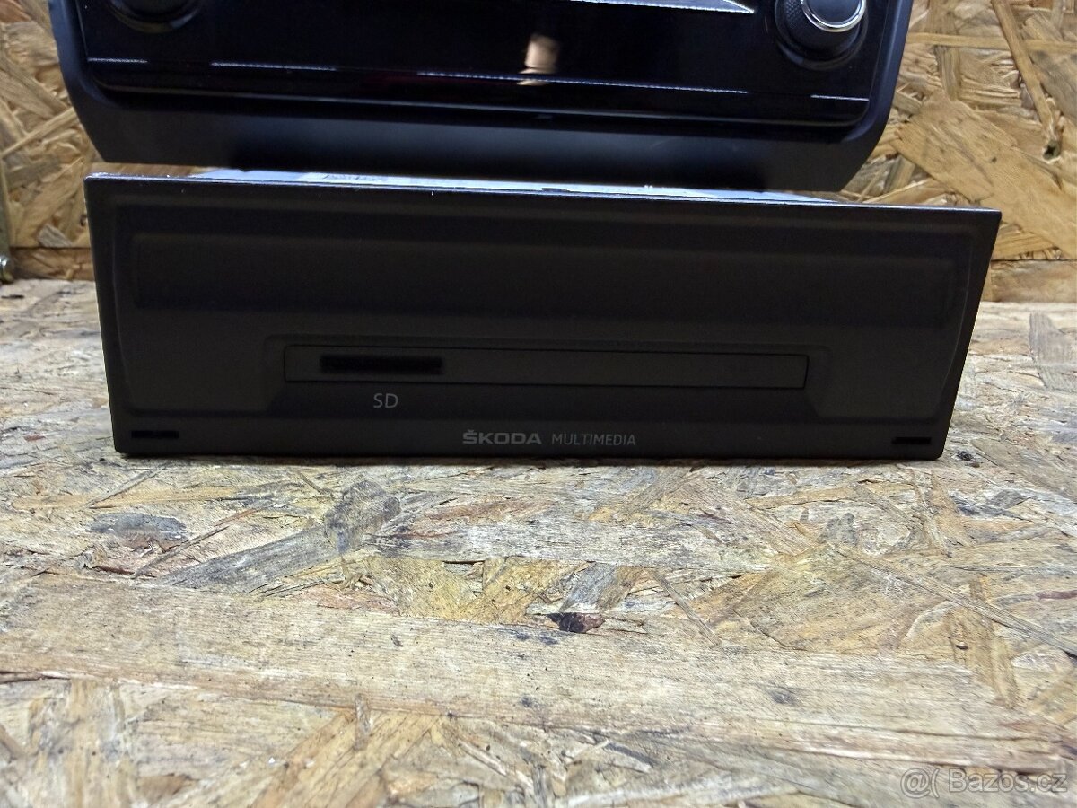 Autoradio Skoda Octavia 3 + jednotka - 2