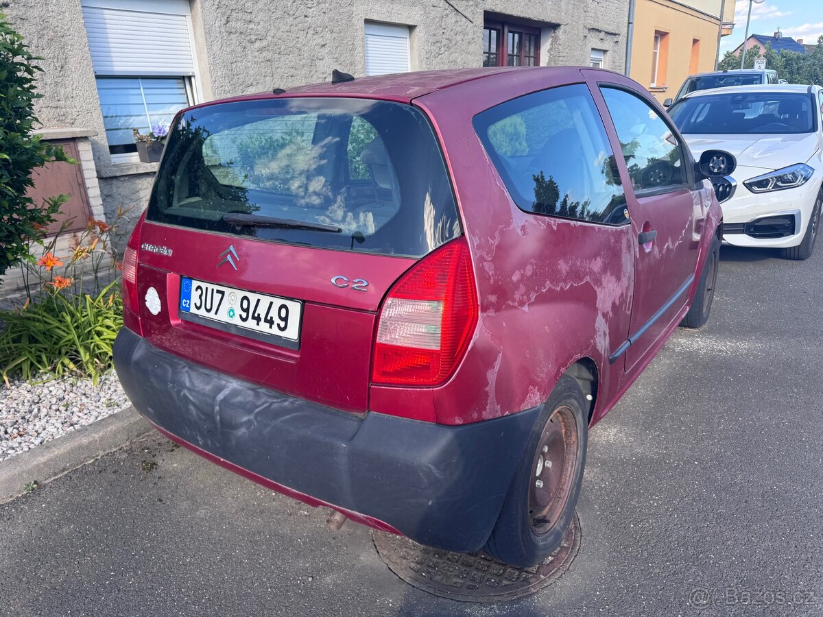 Citroen C2 na náhradní díly - 2
