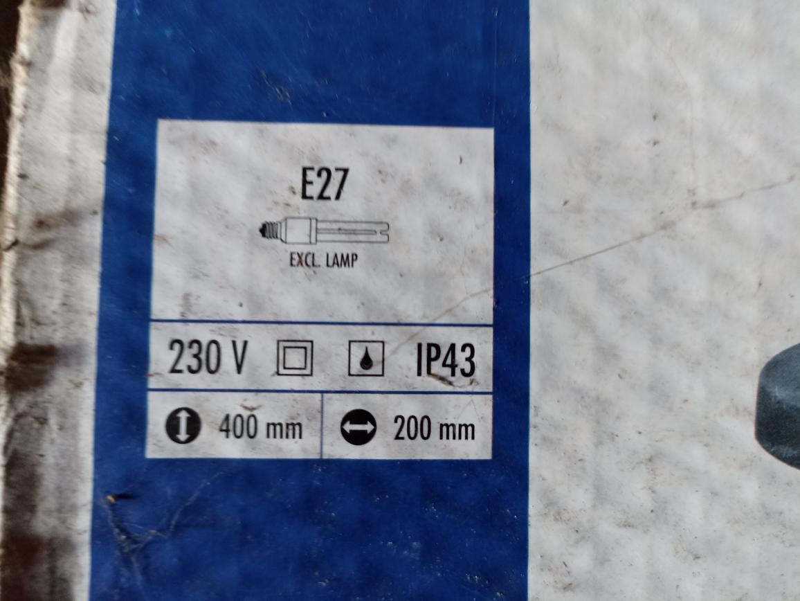 2x nepoužité světlo dle foto - - 2