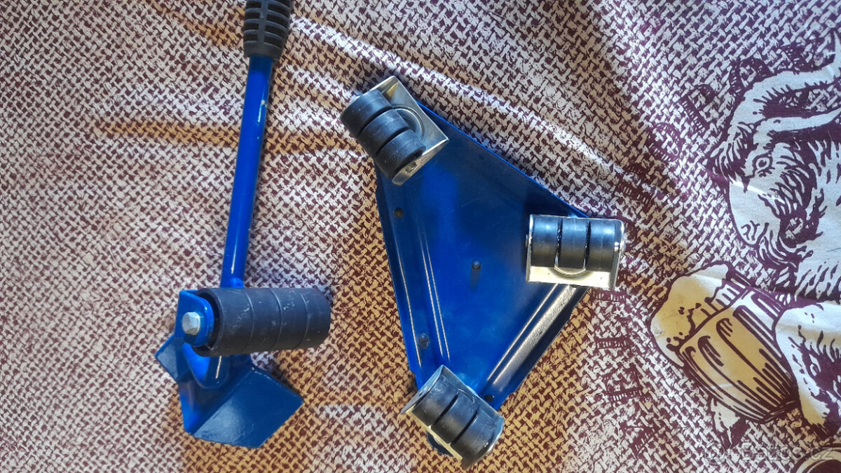 Stěhovaci pomucky - 2