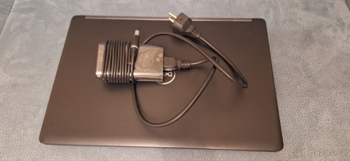 Dell Latitude E5590 - 2