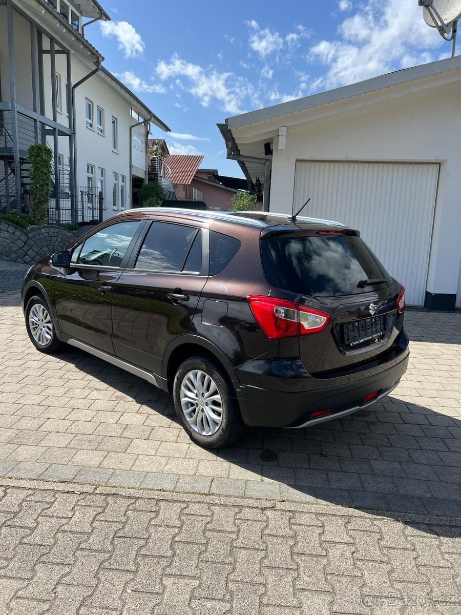 Suzuki Sx4 S-cross 1.6 vvt automat benzín - 2