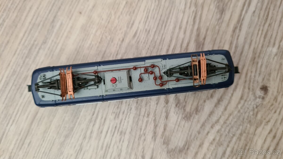 Vláčky - mašinka električka BR 184 - 2