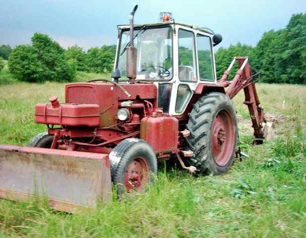 Koupím Traktorbagr bělorus - 2