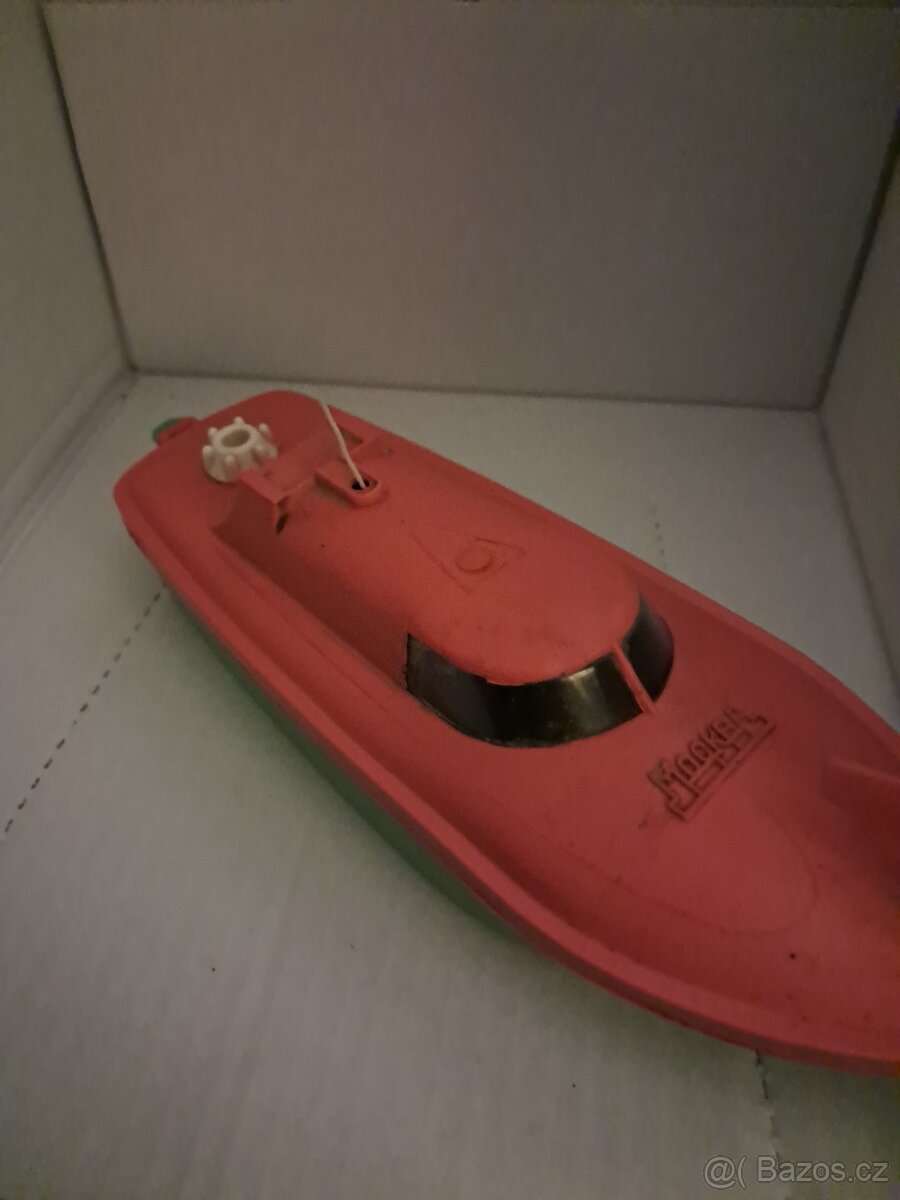 Loď retro MOCKBA - 2