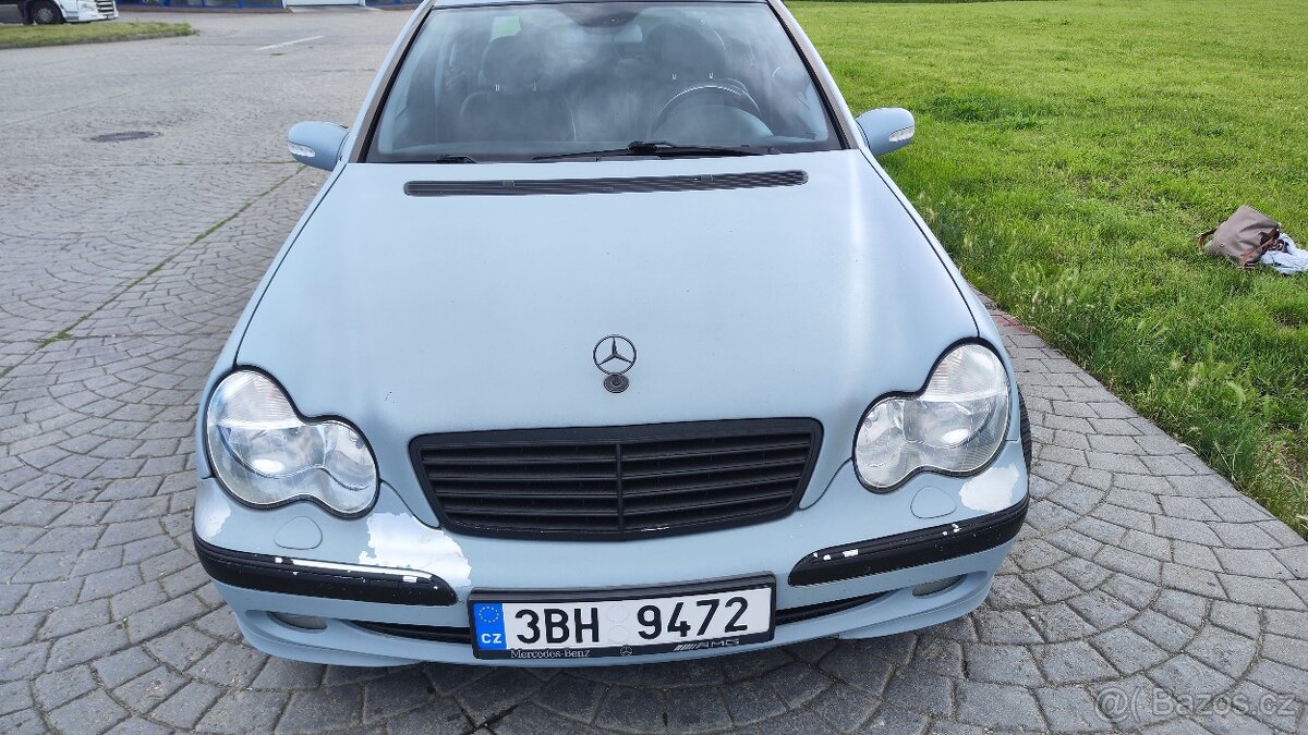 Prodám auto, rok 2001, 2 litr benzín, kompresor - 2