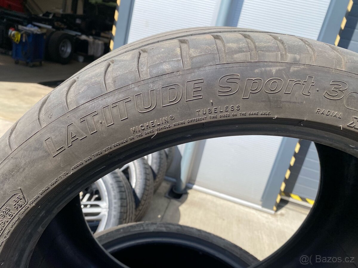 Pneu Michelin 295/35 r21 - 2