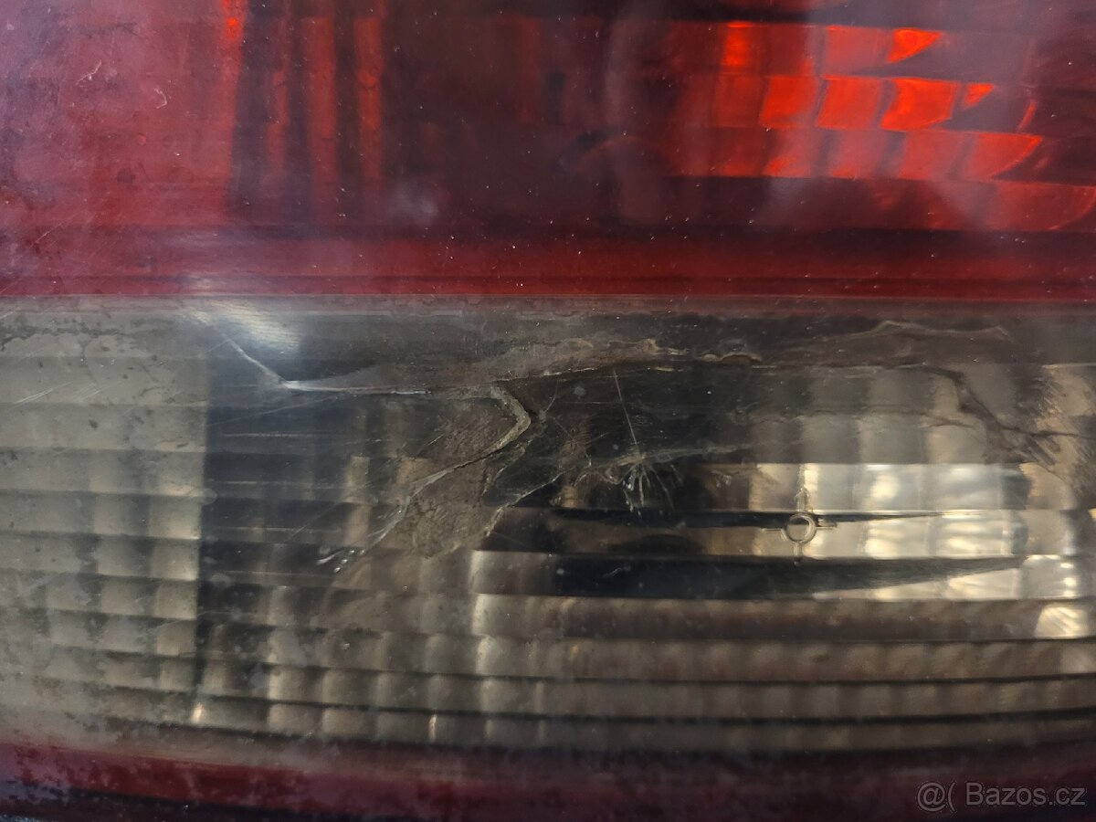 Prodám zadní světla Seat leon 1m - 2