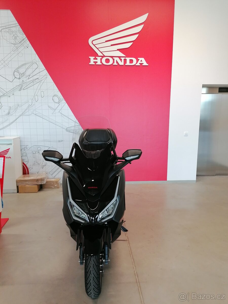 HONDA FORZA 125 SE - 2