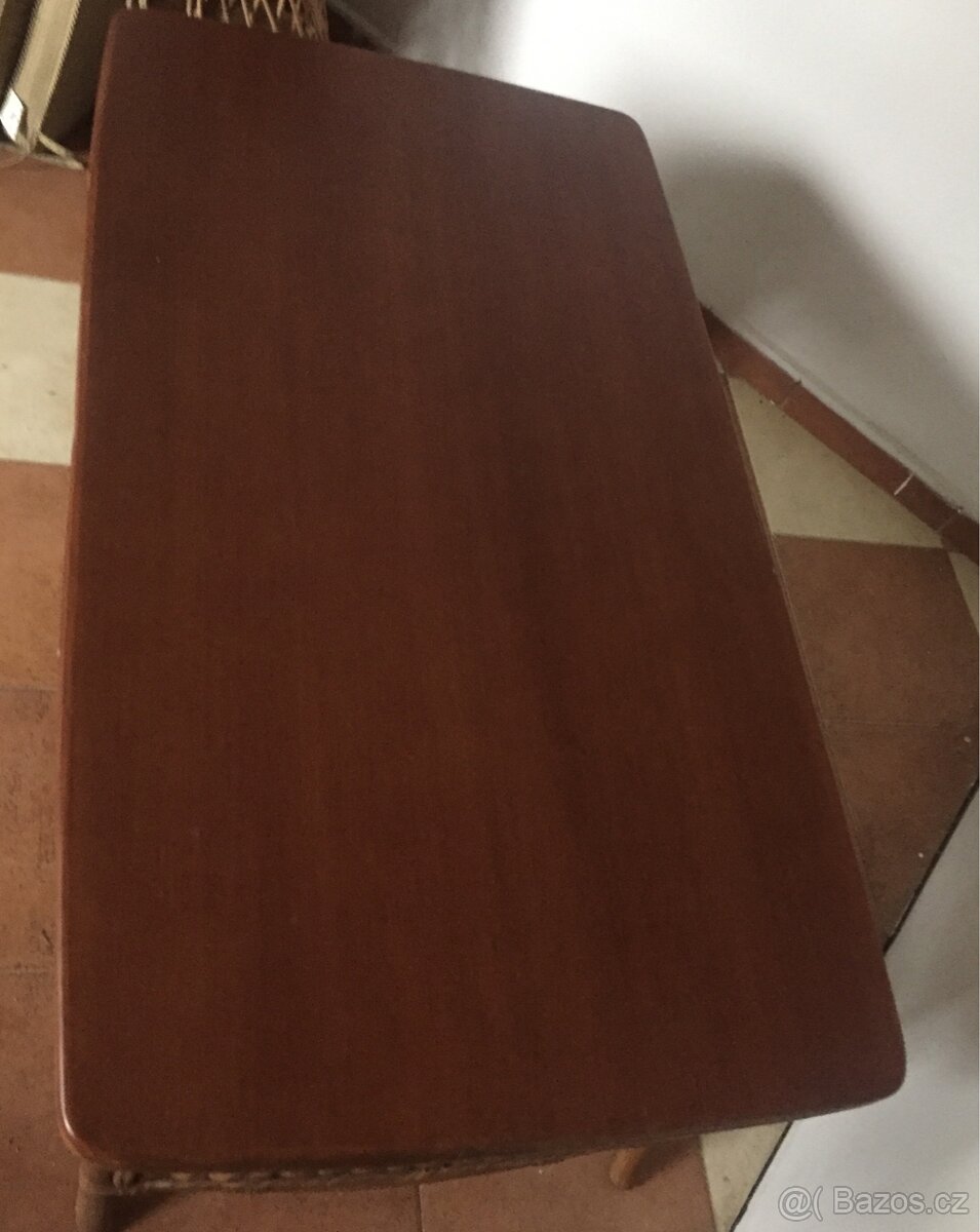 Ratanový stolek - 2