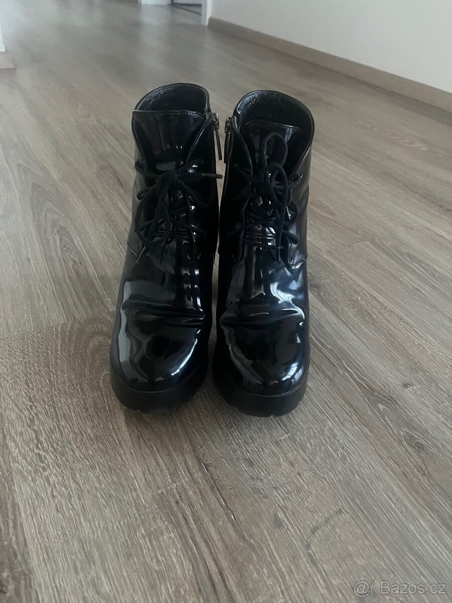 Dámské kotníkové boty - 2