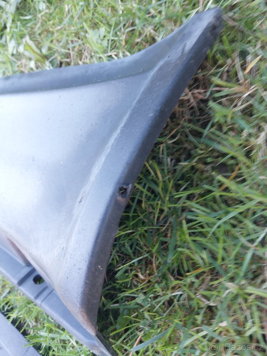 BMW e32 plastové prahy - 2