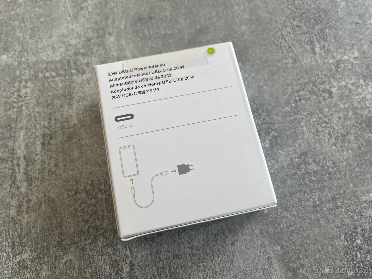 Nový nabíjecí adaptér na iPhone - 2