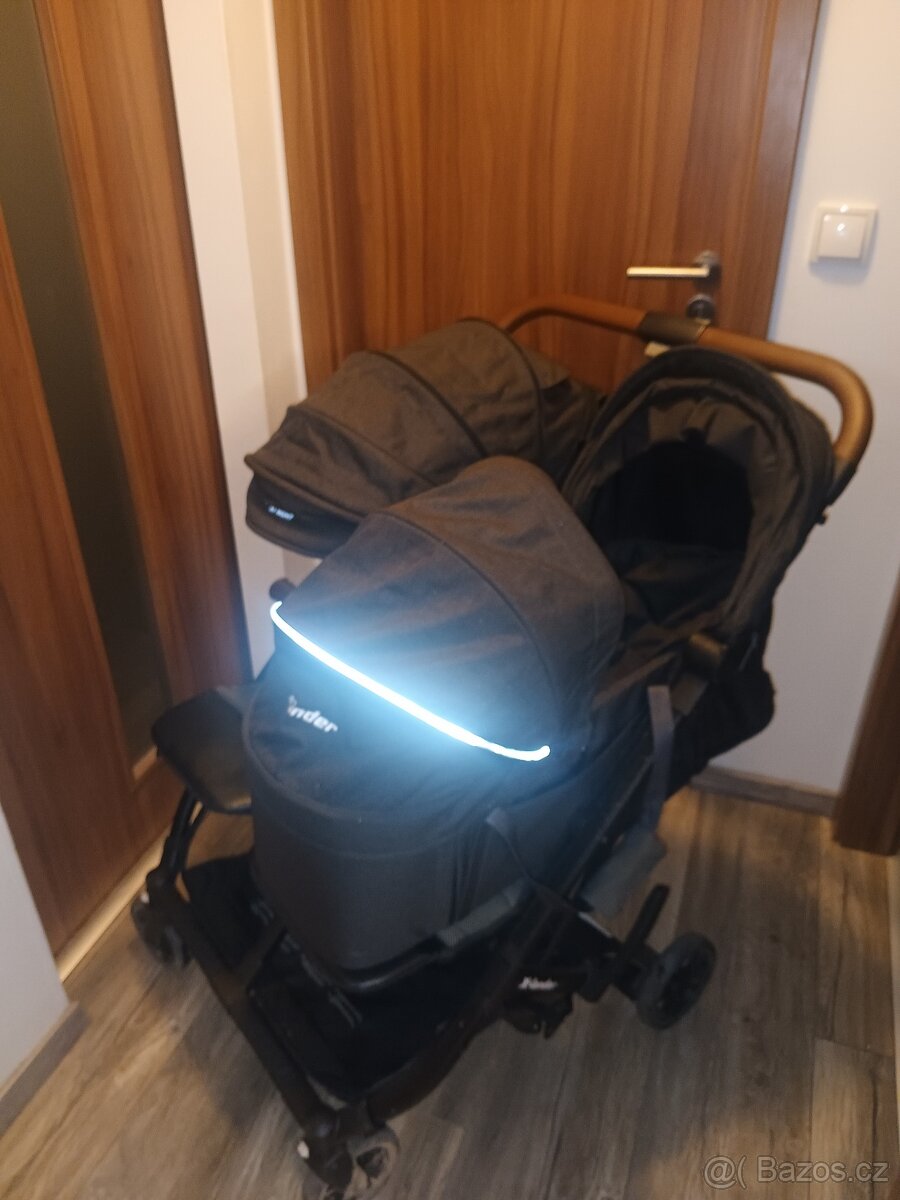 Sourozenecký kočárek - 2