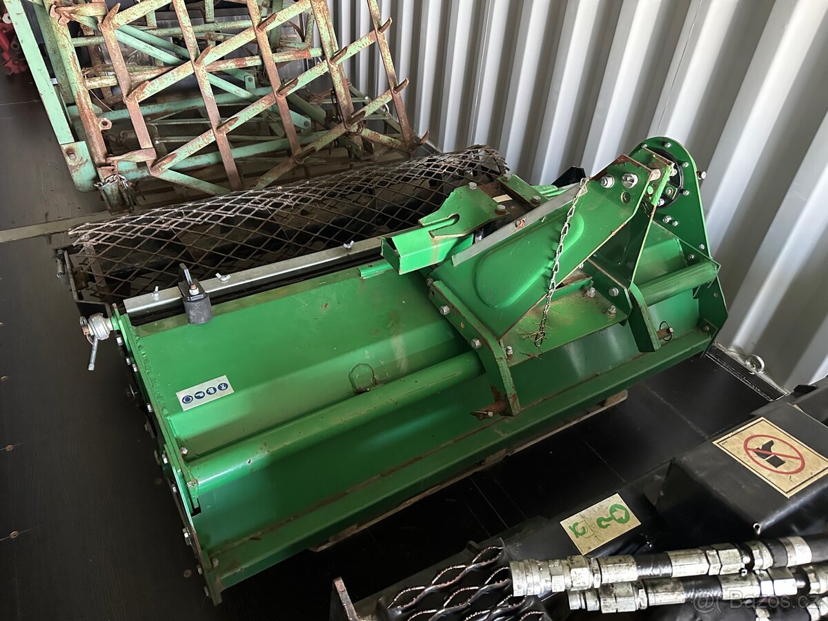 Zakladač trávníku SB165 - 2