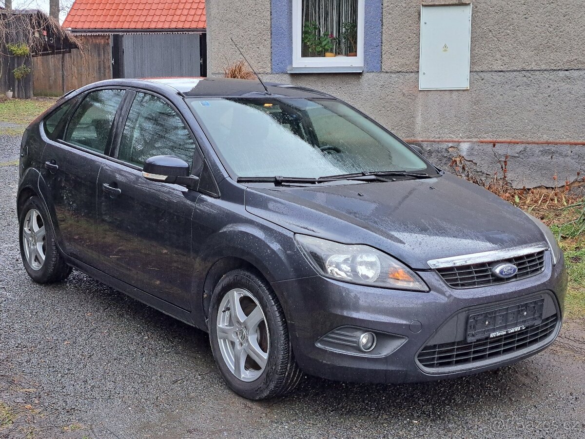 Ford Focus 1.8 16V duratec 92kw,r.v.2010 - 2