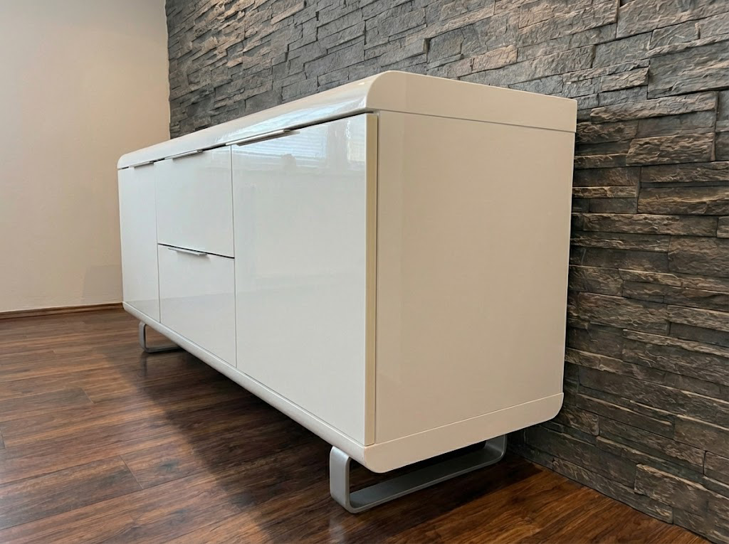 Skříň pod TV - bílý lesk - 2