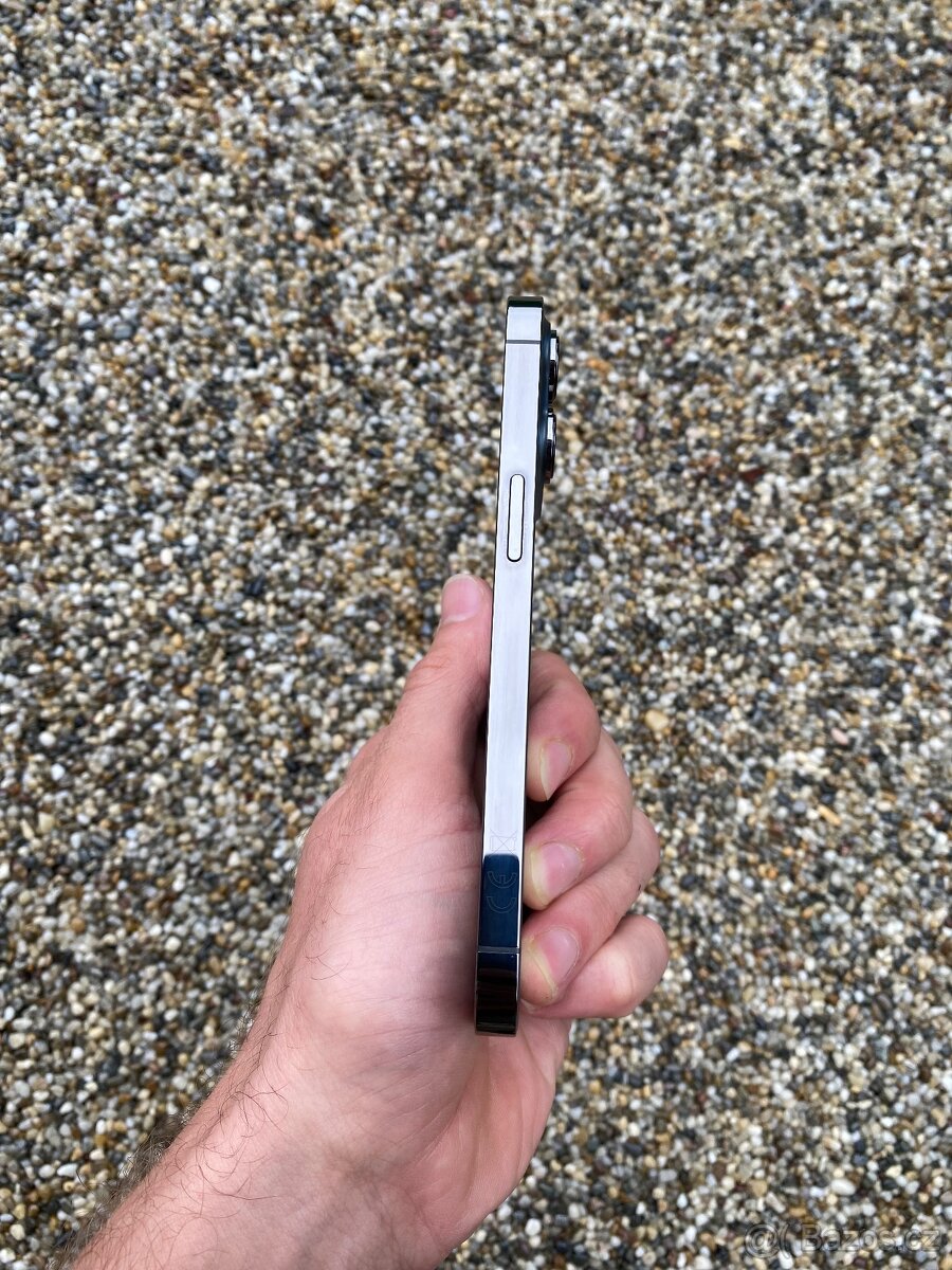 IPhone 13 Pro Max - baterie 100% - 2