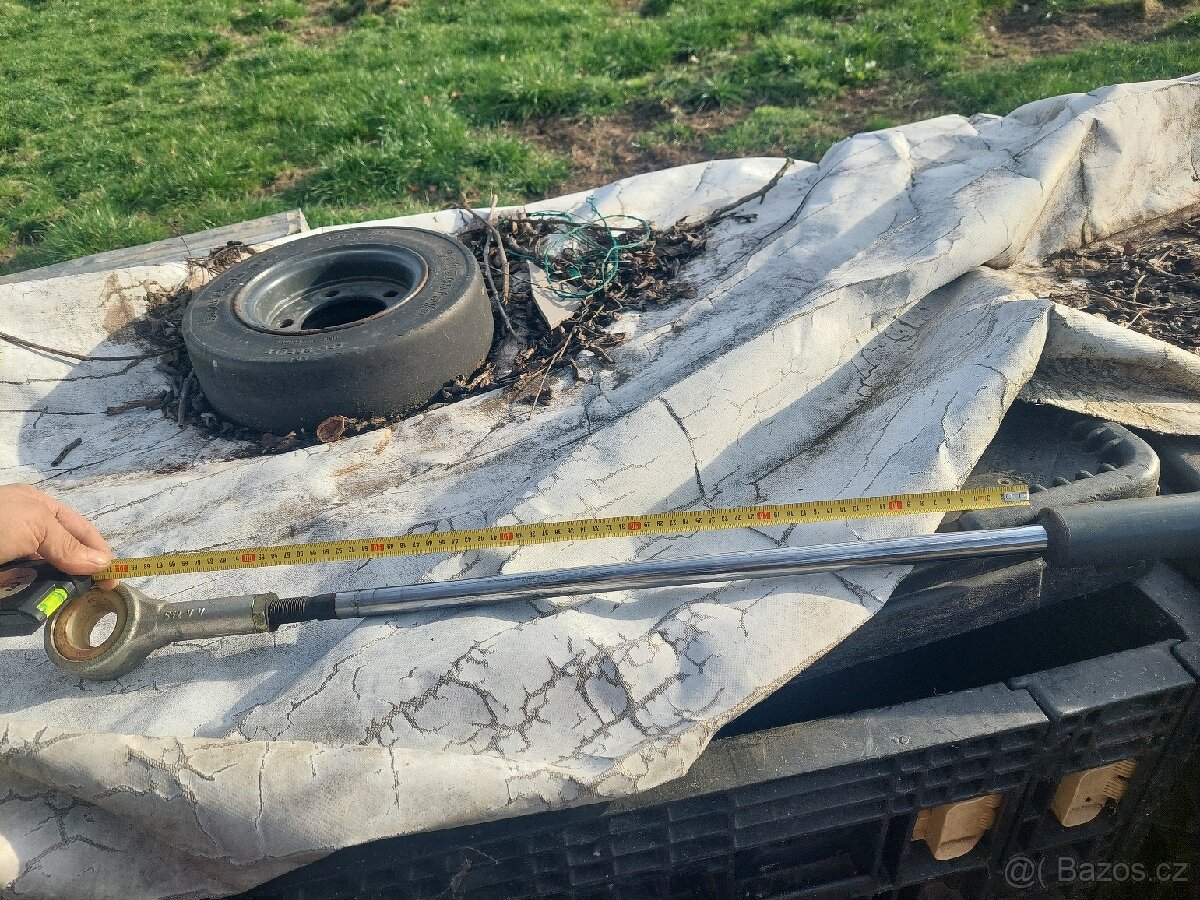 Hydraulický válec - píst Linde - 2